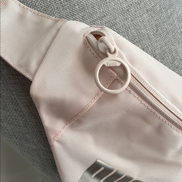 PUMA NWOT Core Pink Belt Crossbody Bag - Picture 4 of 13